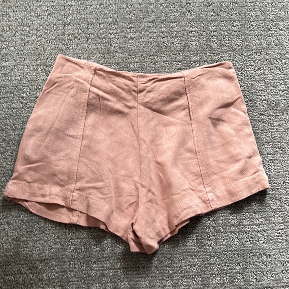 Too small! - Picture 2 of 4